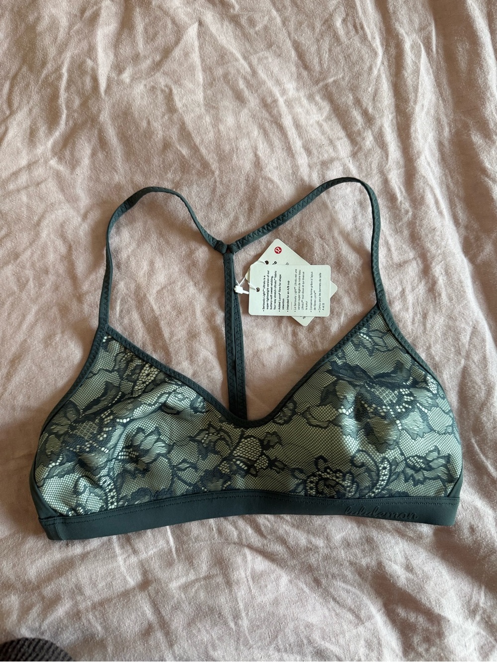 Lululemon Lace sports Bra